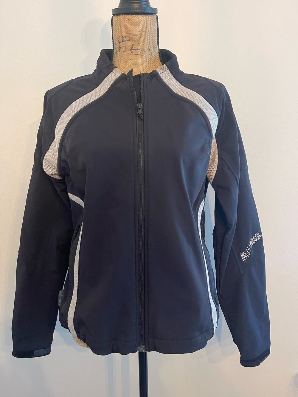 Harley Davidson Womens Sz Large Soft Shell Jacket Black Skull Logo Wind Shield